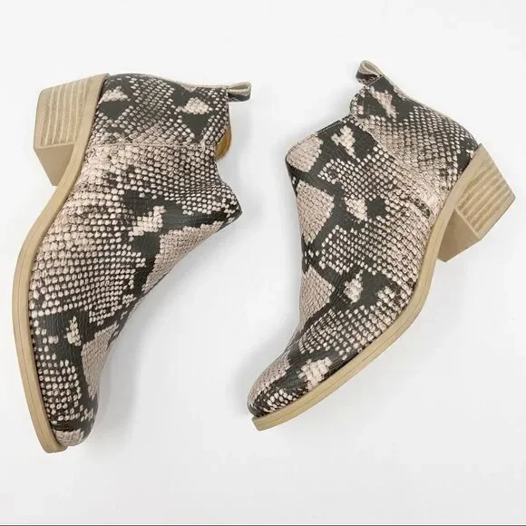 Dolce Vita Snake Grey Embossed Booties Size 6.5 - Picture 5 of 8